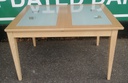 MODERN EXTENDING DINING TABLE