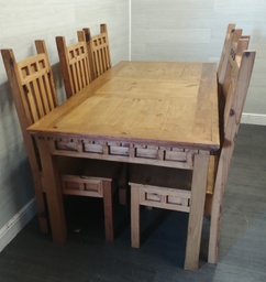 [HF17459] Lovely rustic pine table and six chairs