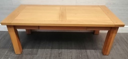 [HF17902] OAK COFFEE TABLE WITH DRAWER