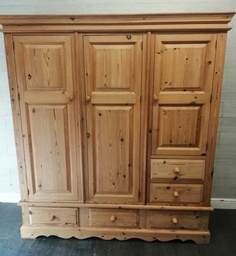 [HF17959] Quality triple size solid pine wardrobe with drawers