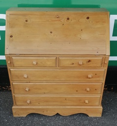 [HF19138] Quality Solid Pine Bureau