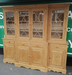 [HF19148] Quality large solid pine glazed display unit