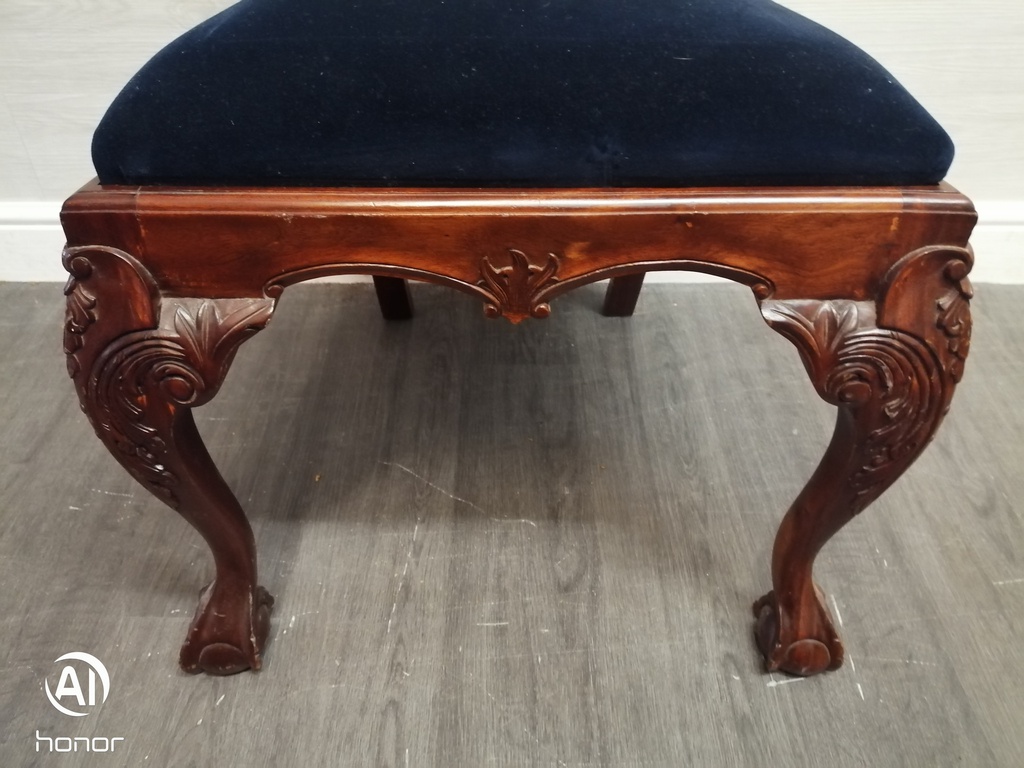 Set of six chippendale mahogny ball &amp; claw feet style chairs