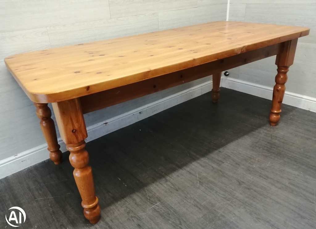 6FT PINE DINING TABLE