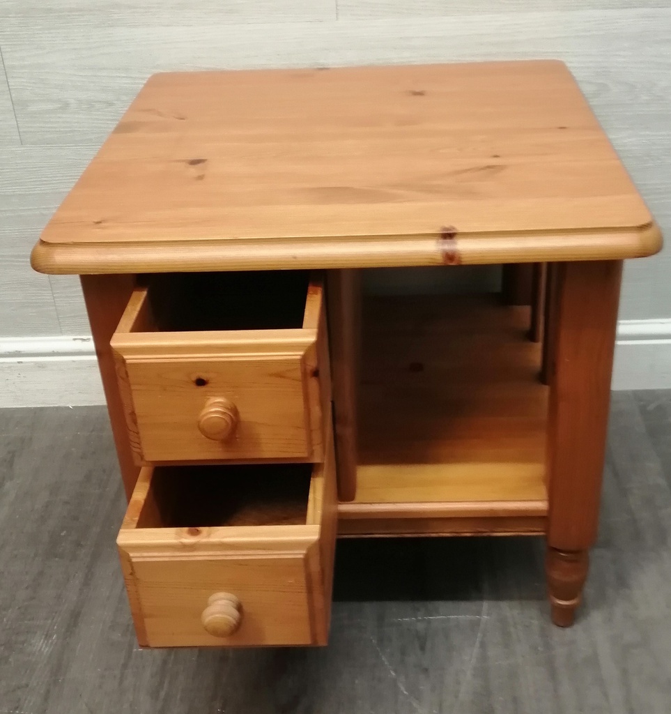 DUCAL Pine Coffee/ Side Table