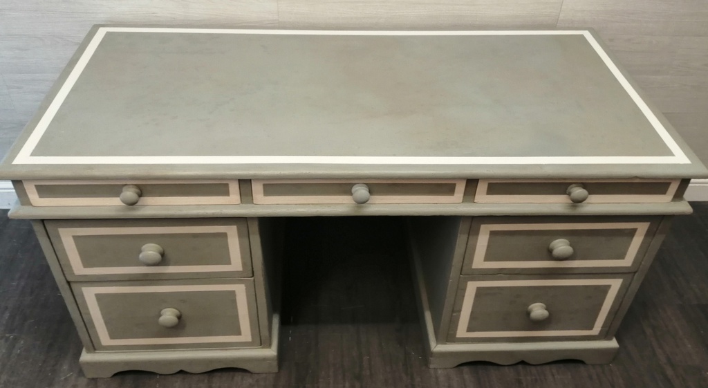 STUNNING PINE PAINTED PEDESTAL DESK