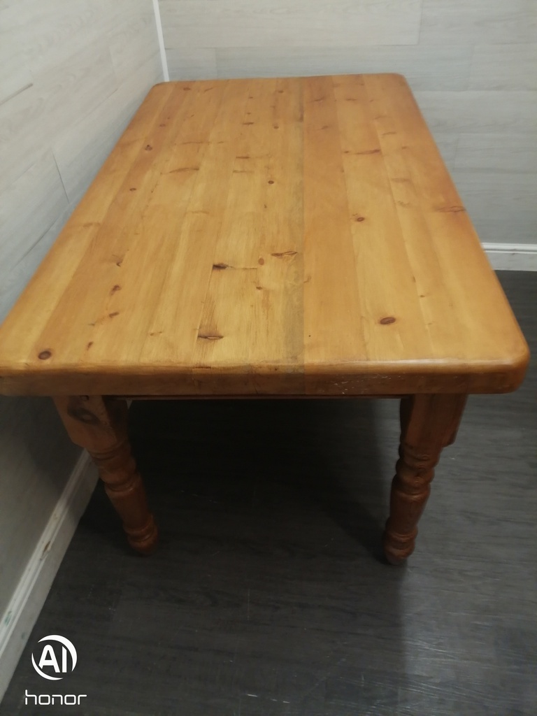 5FT SOLID PINE CHUNKY TOP DINING TABLE