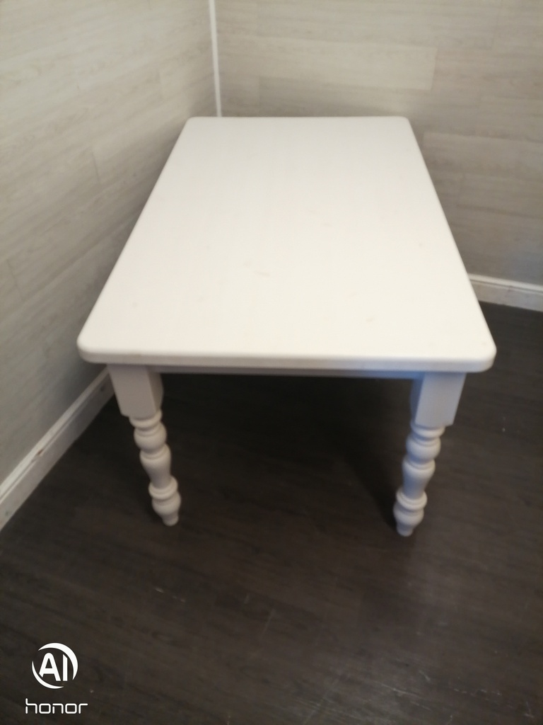SOLID PINE 5FT WHITE WASHED  DINING TABLE