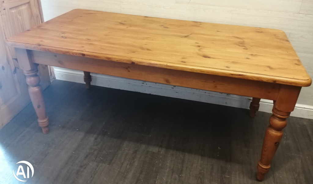 SOLID PINE 5FT 8" DINING TABLE