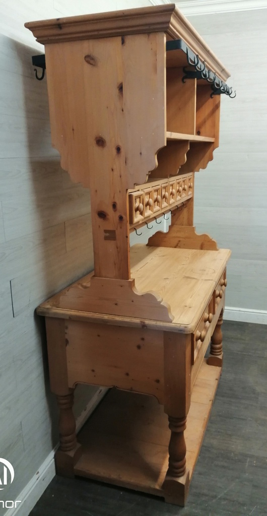 Stunning Solid Pine Quality Kitchen Island Unit