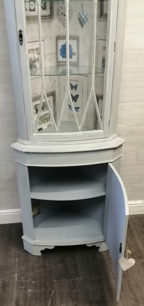 GLAZED TOP PAINTED CORNER DISPLAY UNIT