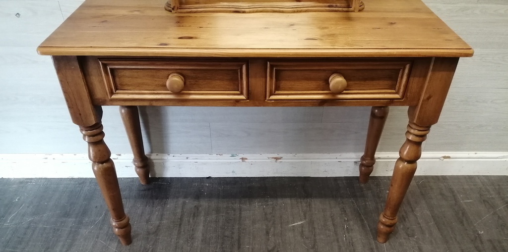 PINE DRESSING TABLE WITH MIRROR