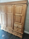 Quality triple size solid pine wardrobe with drawers
