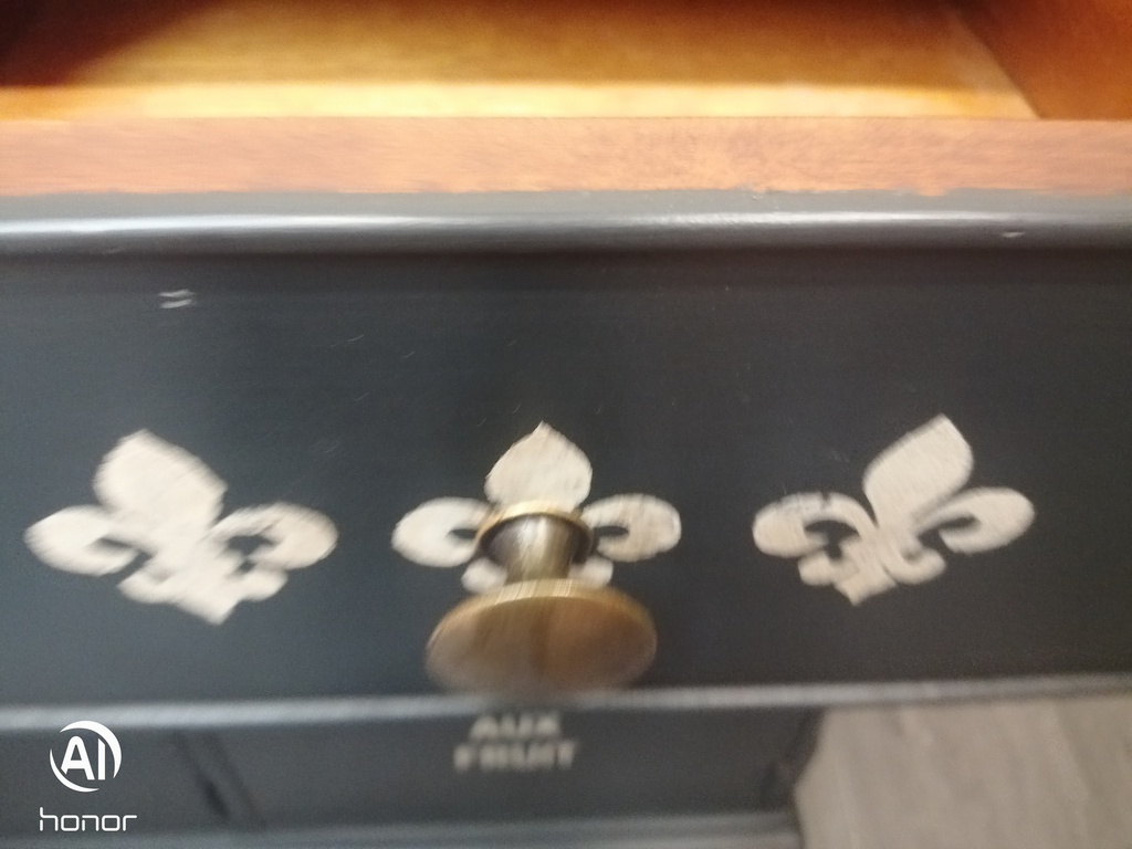 Lovely painted sideboard