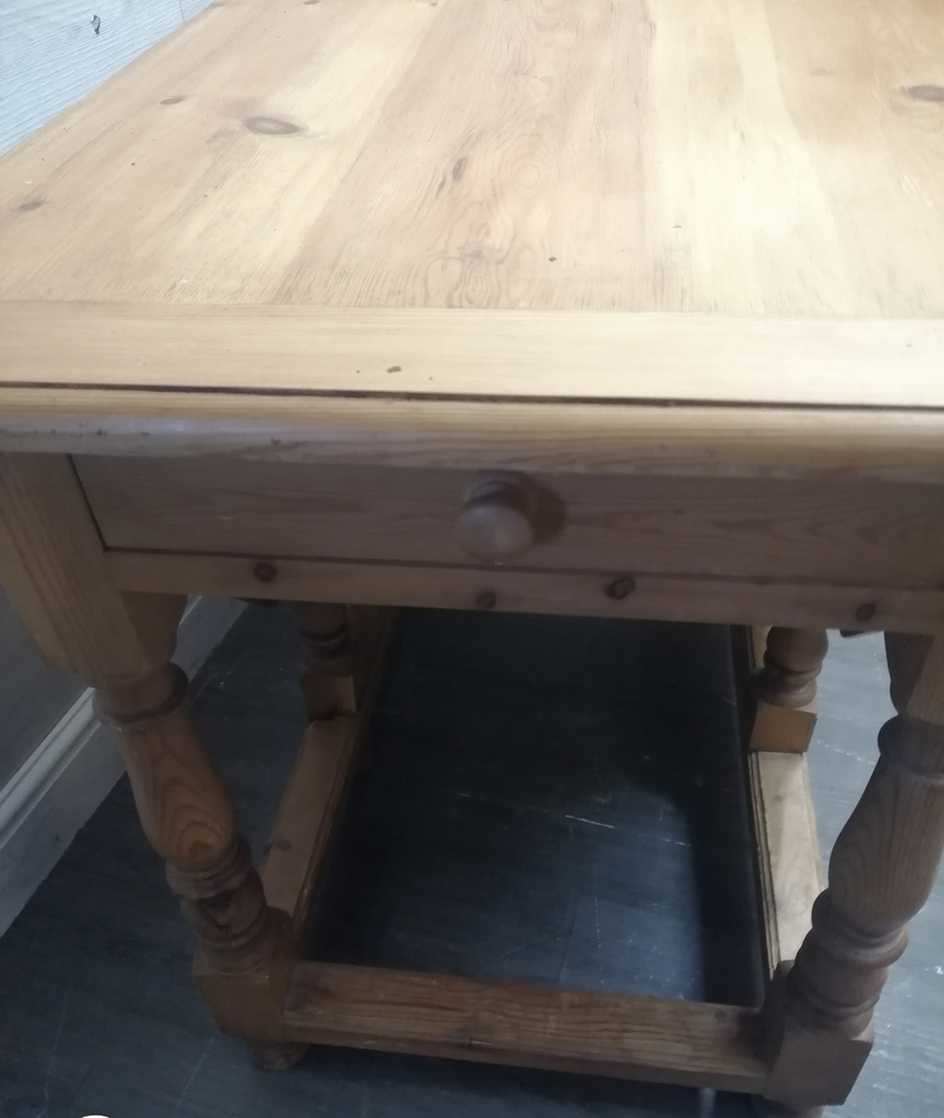 Large solid pine gate leg dining table