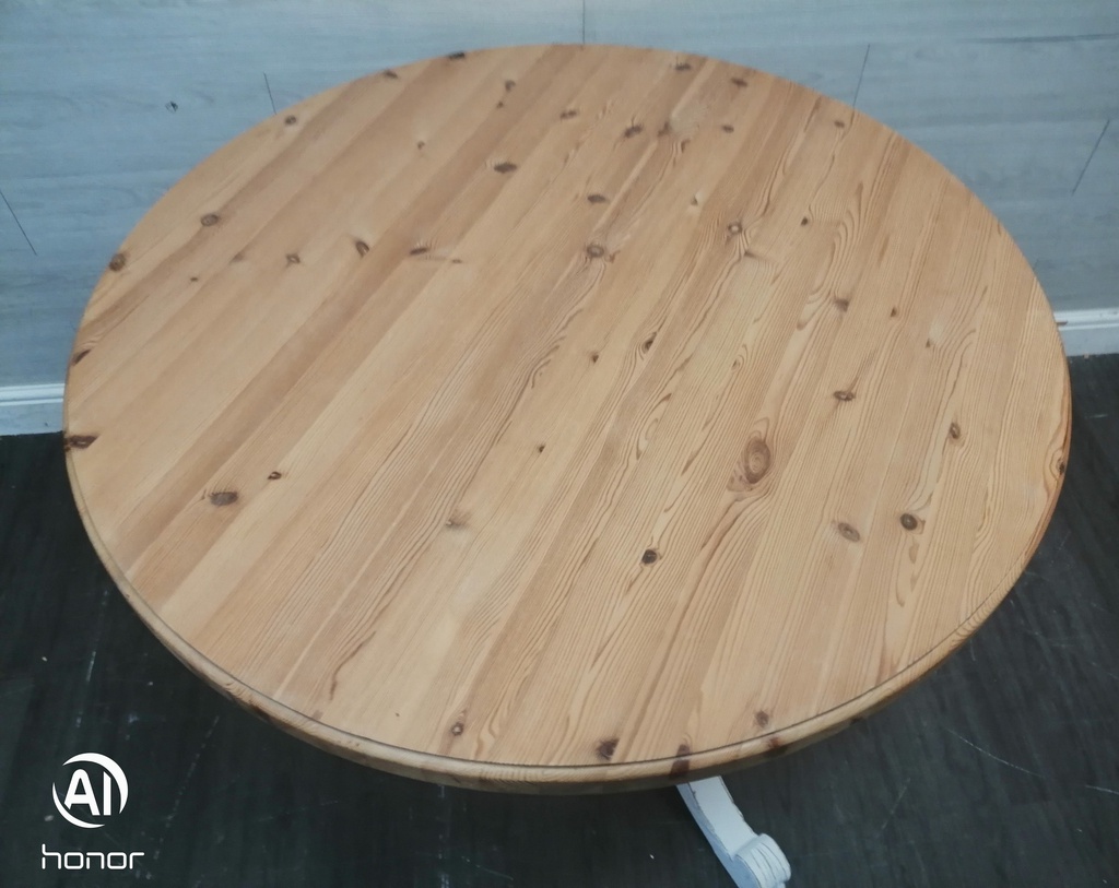 ROUND SOLID PINE  SHABBY CHIC WHITE PAINTED TABLE