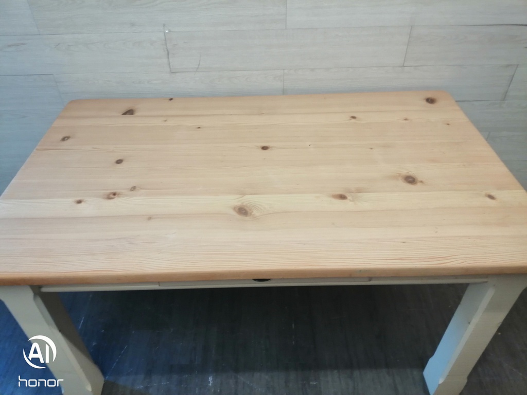 QUALITY 5FT PINE TABLE WITH DRAWER