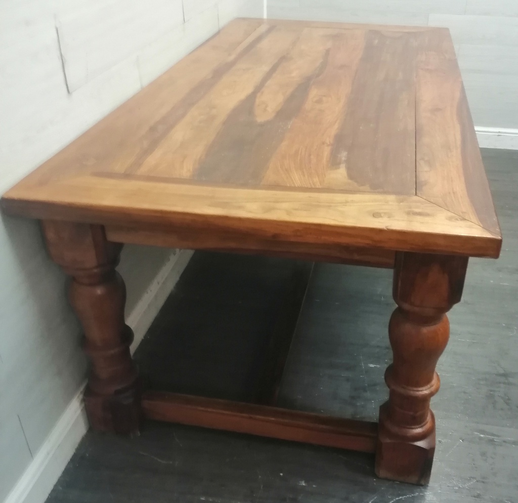 Quaility Large Sheesham Dining Table