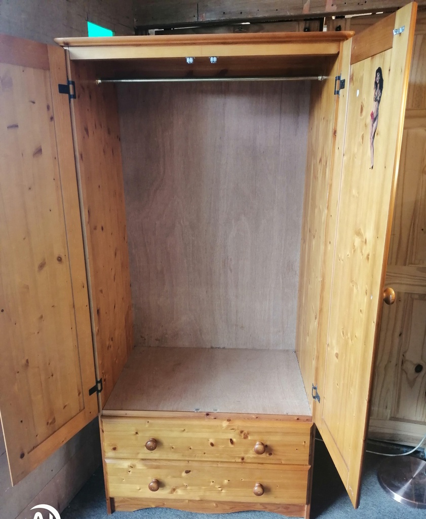 Double pine wardrobe with drawers