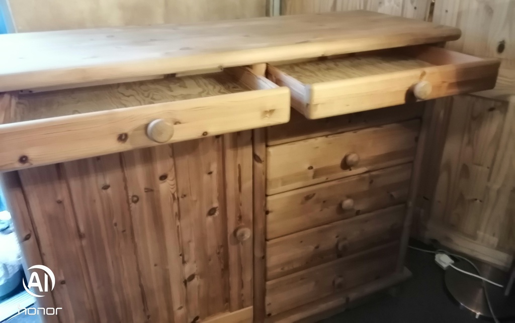 QUALITY DANISH PINE SIDEBOARD UNIT