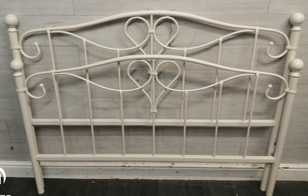 4ft 6" DOUBLE METAL CREAM BED FRAME