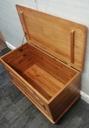Pine blanket box