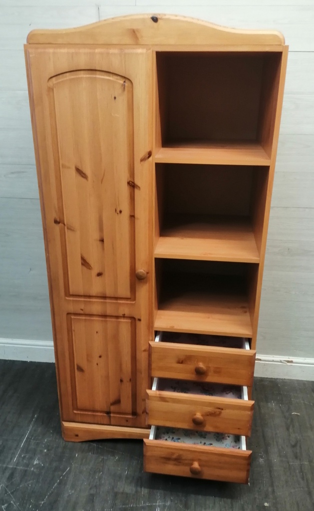 NEAT PINE WARDROBE