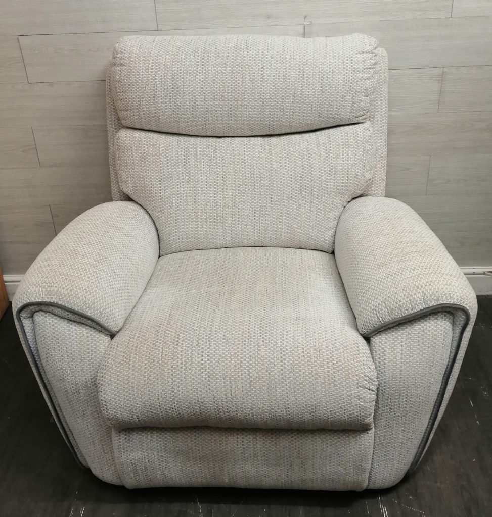 La-Z-Boy Pittsburgh Power Recliner Chair