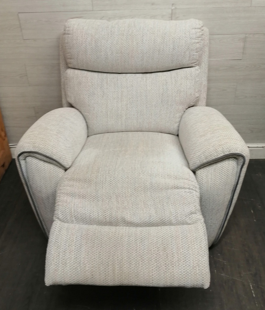 La-Z-Boy Pittsburgh Power Recliner Chair