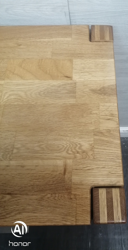 LOVELY BLOCK OAK MODERN SIDEBOARD