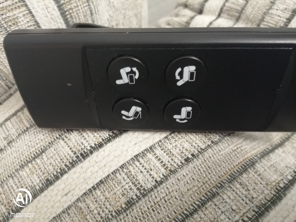 SEMINAR RISE AND RECLINE ARMCHAIR