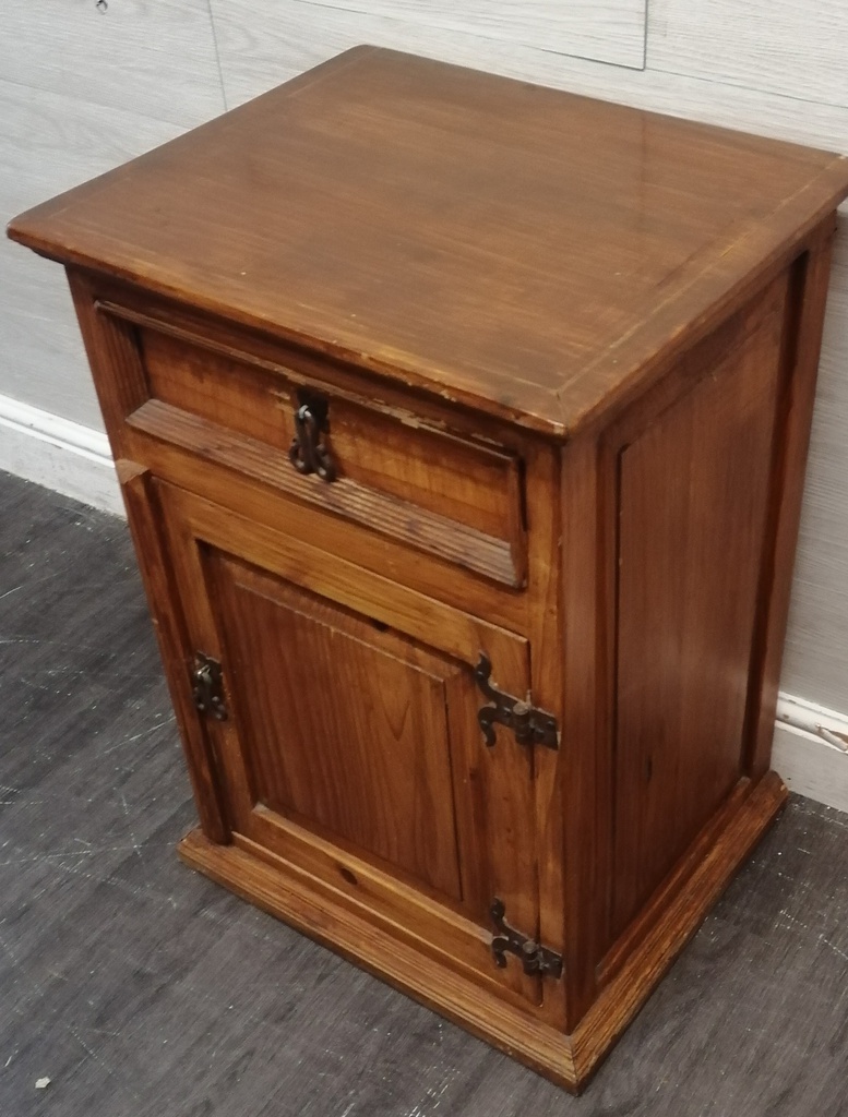 MEXICAN PINE BEDSIDE