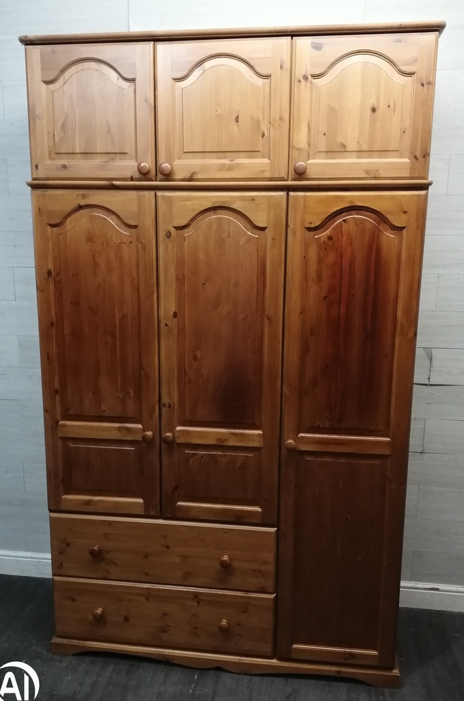 Solid pine top box triple wardrobe with drawers