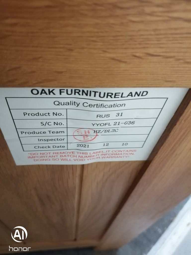 QUALITY OAK TV BENCH/STAND
