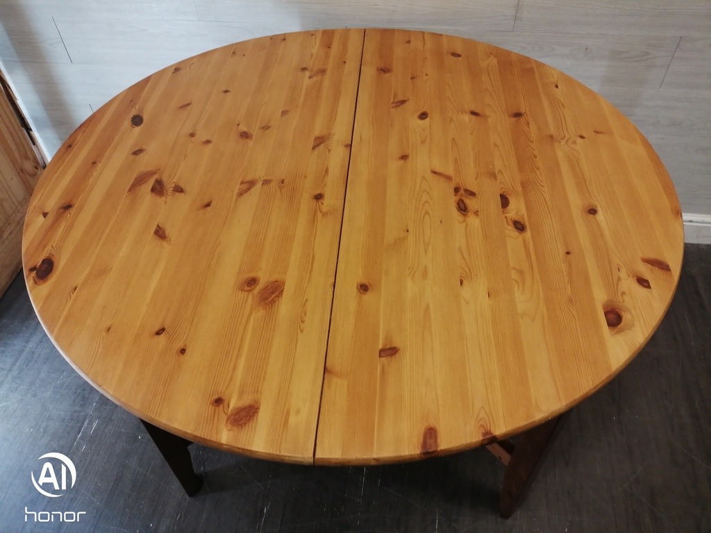 ROUND PINE EXTENDING TABLE