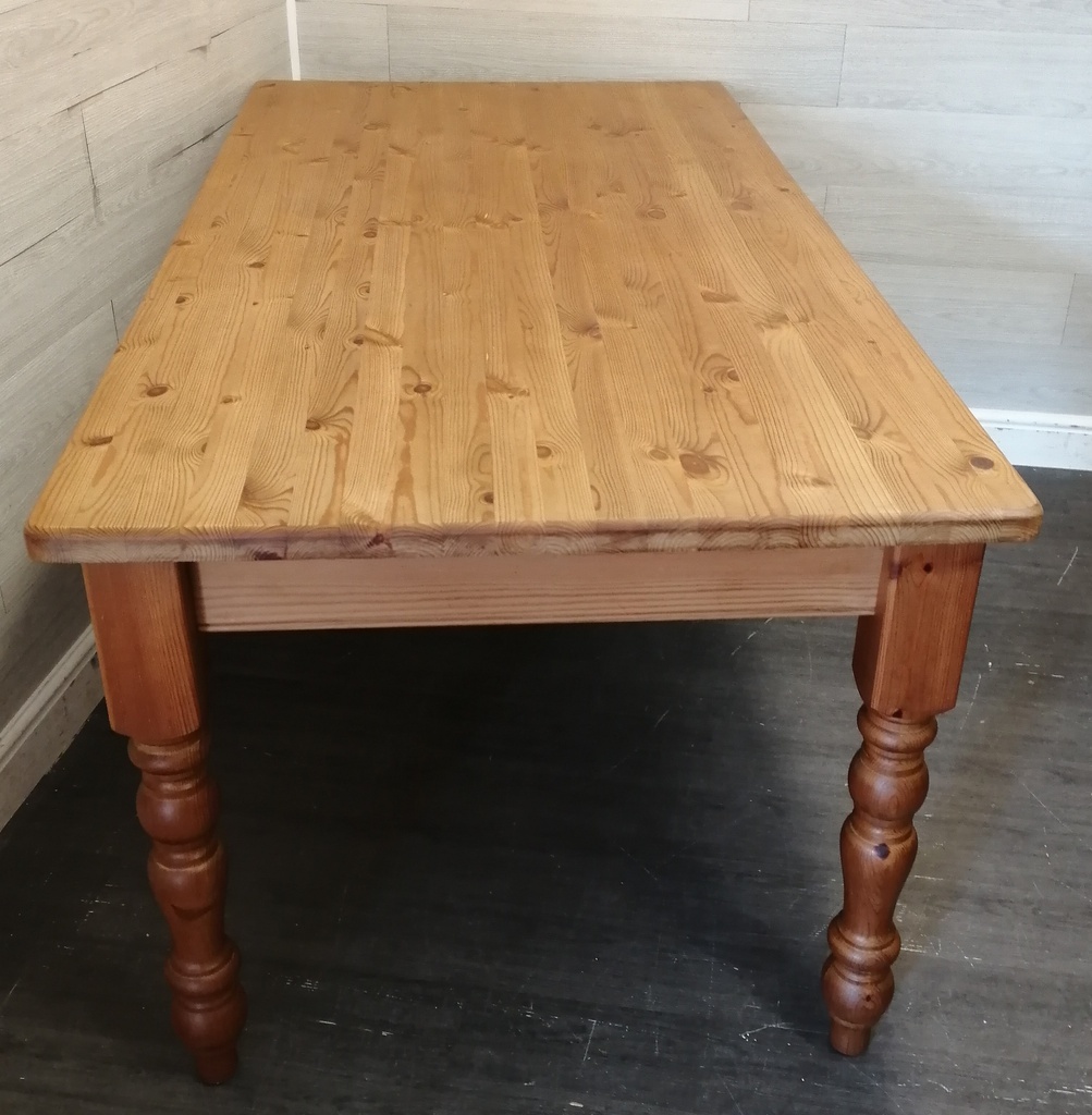 6FT SOILD PINE DINING TABLE