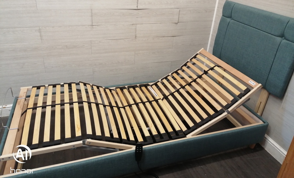 EXCELLENT 3FT ADJUST-A-BED ELECTRIC BED