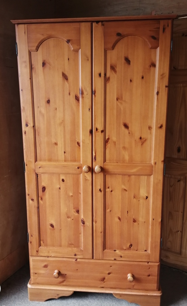 Double pine wardrobe with drawer