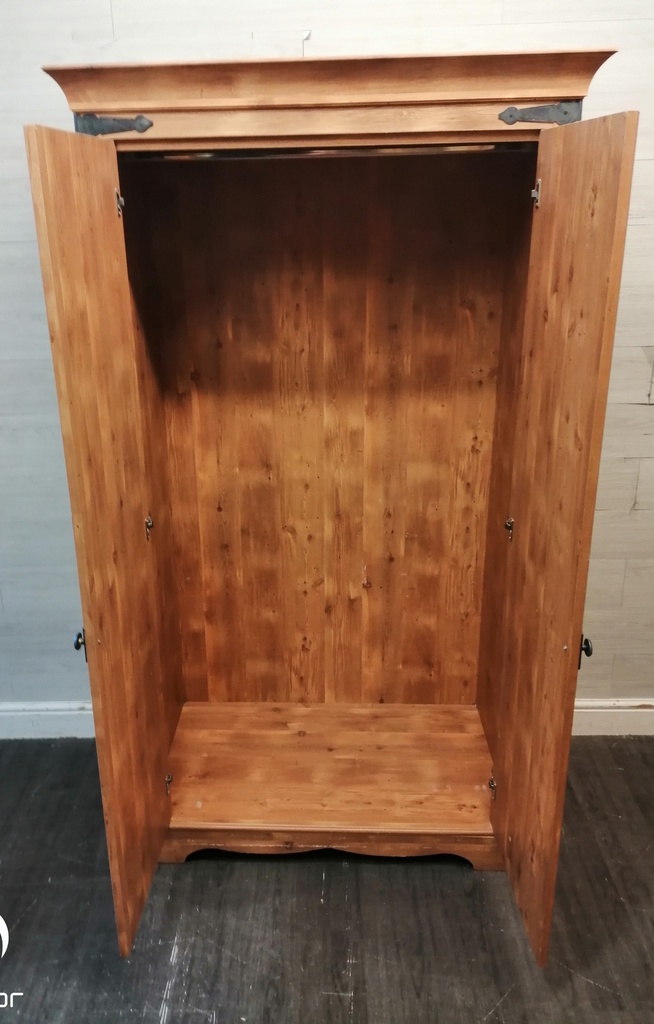 Good Value Double Wardrobe