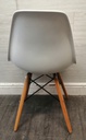 SET OF 6 WHITE EAMES STYLE CHAIR