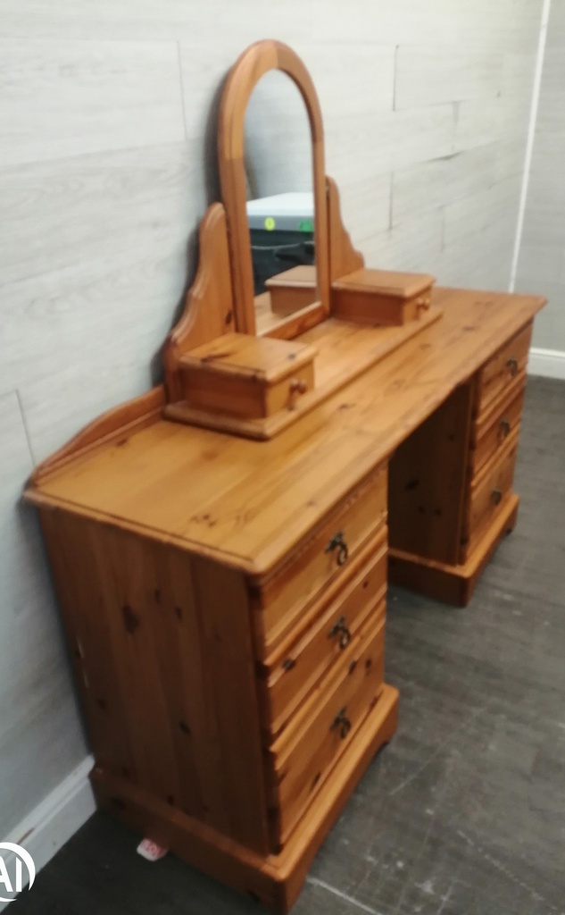 Pine Six Drawer Dressing Table with Mirror