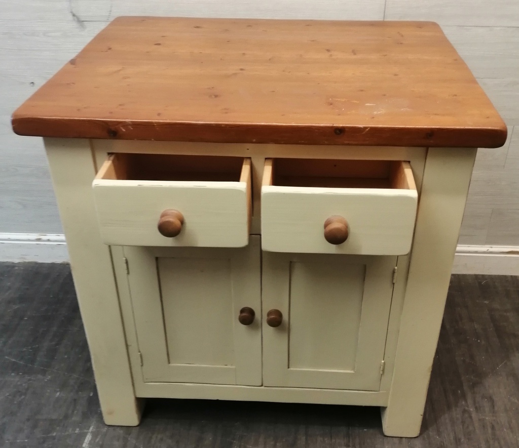 Quality Solid  Pine Chunky Kitchen Island