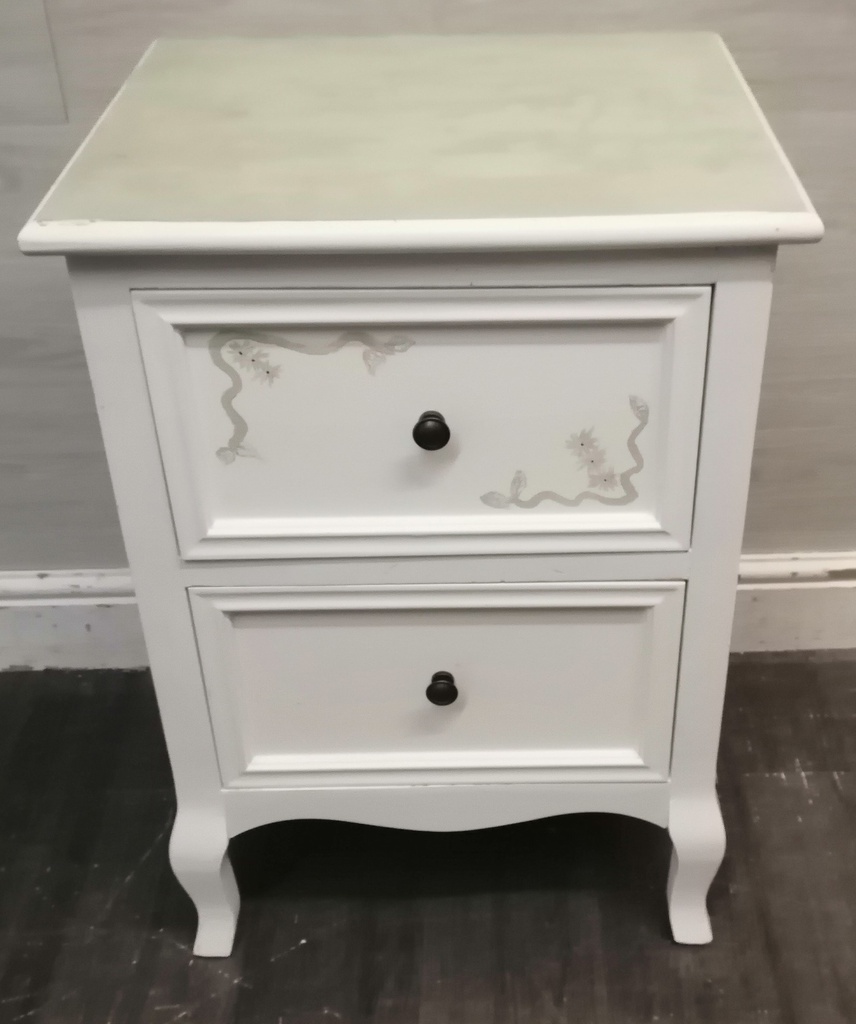 Single  painted bedside unit