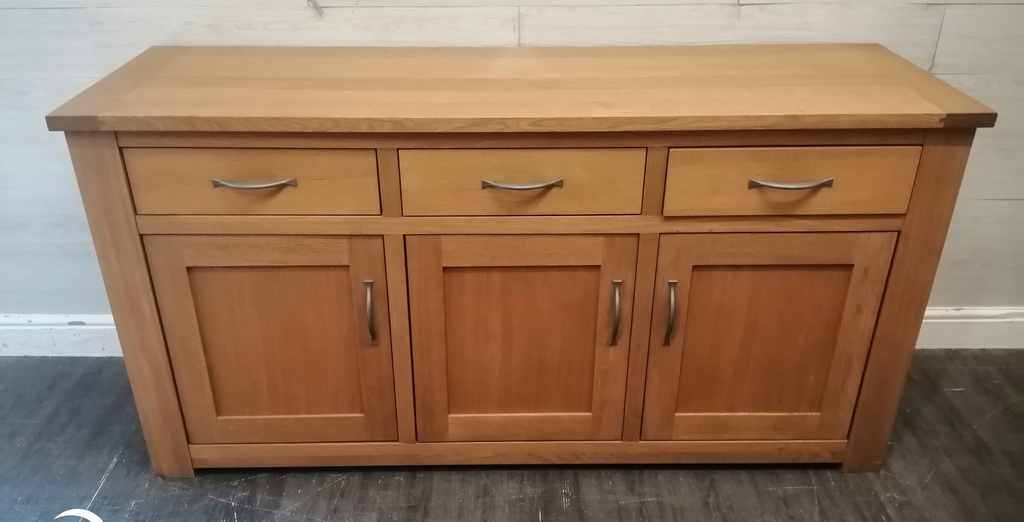 LOVELY SOLID OAK SIDEBOARD FROM NEXT
