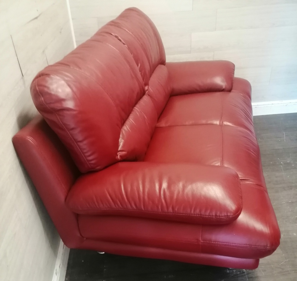 NEAT RED LEATHER MODERN RETRO STYLE SOFA