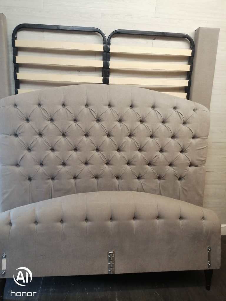 STUNNING GREY BUTTON BACK 5ft Bed Frame