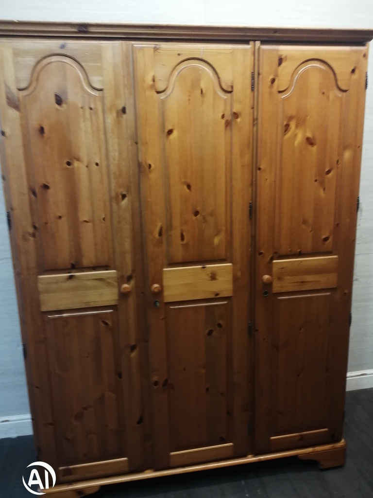 DUCAL PINE TRIPLE WARDROBE