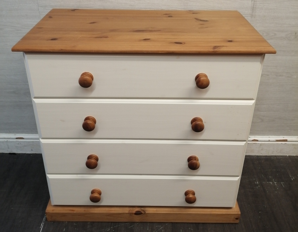 QUALITY SHAKER STYLE CREAM CHEST OF FOUR DRAWERS