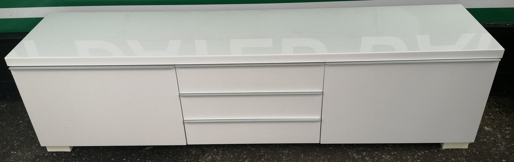 IKEA ‘BESTÅ BURS’ White TV Bench