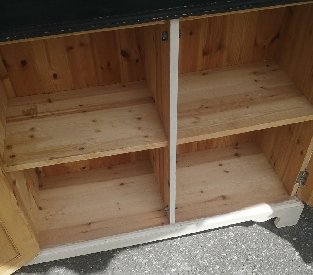 SHABBY CHIS SOLID PINE SIDEBOARD